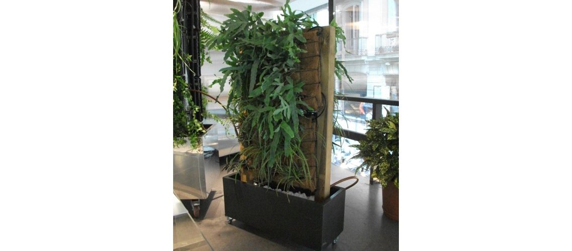 Separador de espacios sistema jardín vertical Ecocco